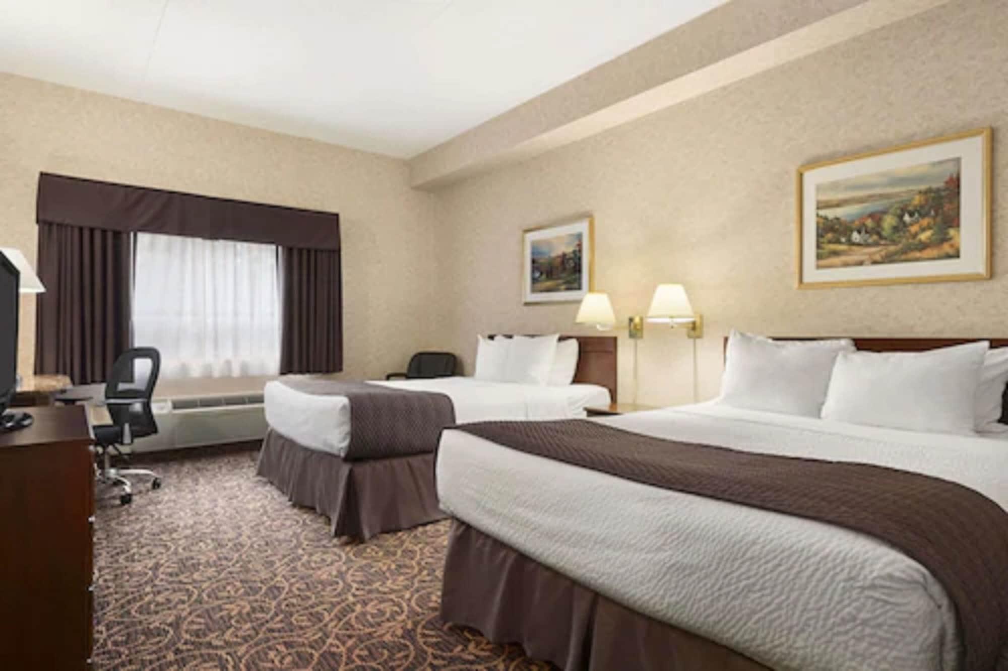 Days Inn By Wyndham Toronto East Lakeview Eksteriør billede